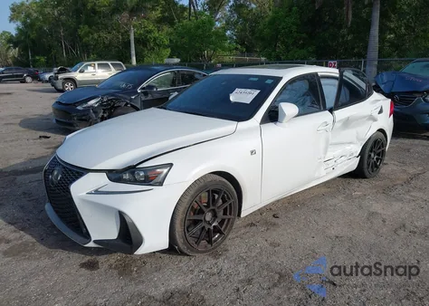 2018 Lexus Is 300 z USA, uszkodzony, nr VIN JTHBA1D29J5078352